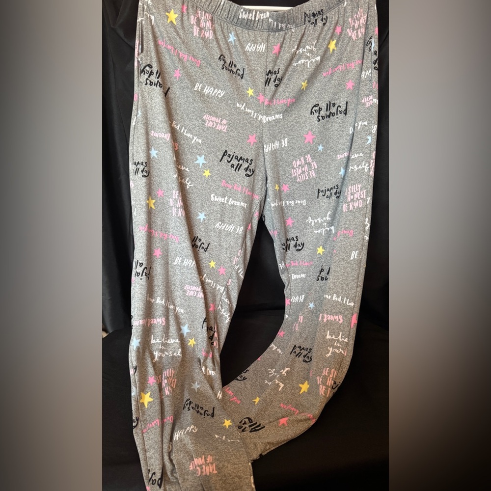 🌻 Playful Gray Kids Pajama Bottoms with Star Print | EUC
